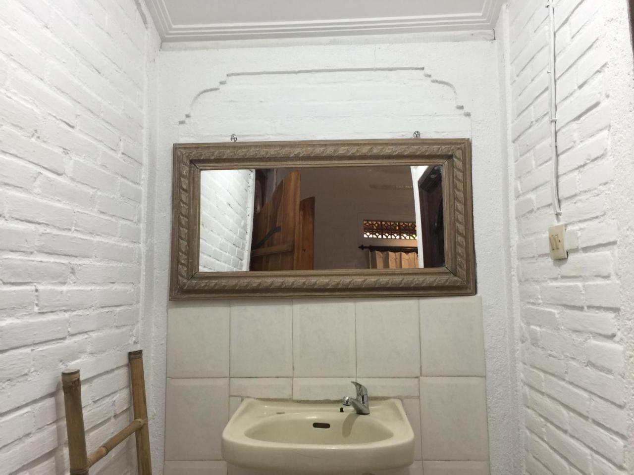 Depong House Apartment Ubud  Bagian luar foto